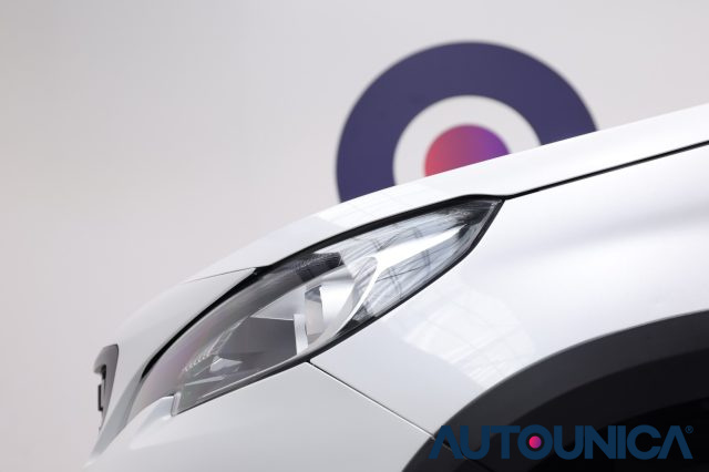 PEUGEOT 2008 usata, con Park Distance Control