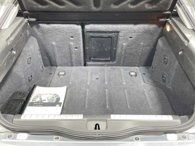 ALFA ROMEO GT usata, con Interni in pelle