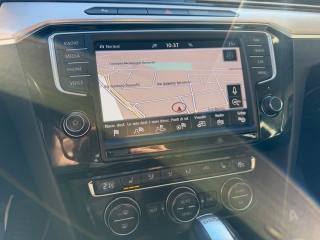 VOLKSWAGEN Passat usata, con Interni in pelle