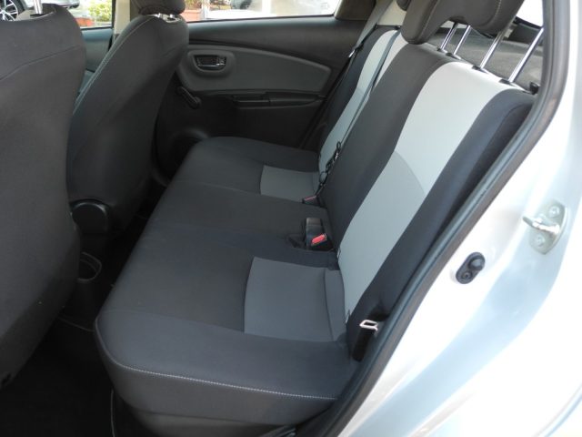 TOYOTA Yaris usata, con Servosterzo