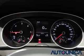 VOLKSWAGEN Passat Variant usata, con Cerchi in lega