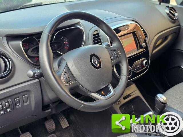 RENAULT Captur usata, con Sensori di parcheggio anteriori