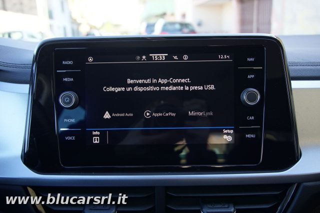 VOLKSWAGEN T-Roc usata, con Autoradio digitale