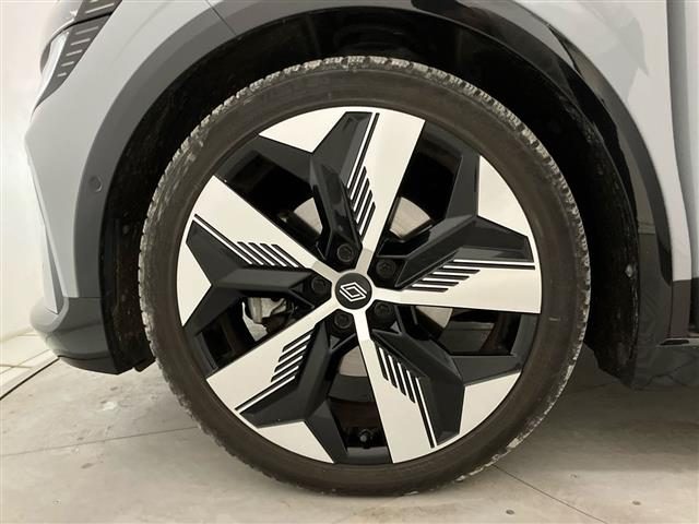 RENAULT Megane usata, con Climatizzatore