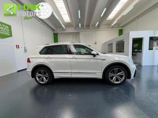 VOLKSWAGEN Tiguan usata, con Autoradio
