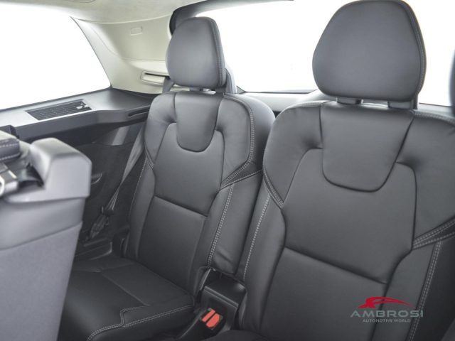VOLVO XC90 usata 10