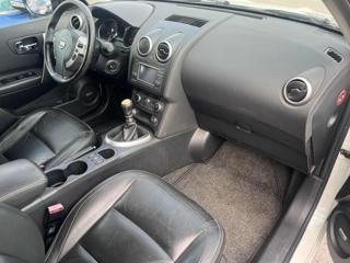 NISSAN Qashqai usata, con Autoradio