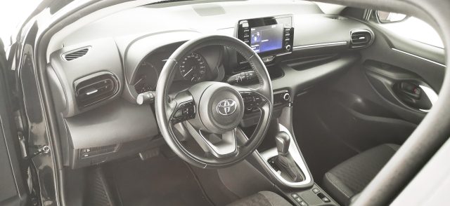 TOYOTA Yaris usata 52