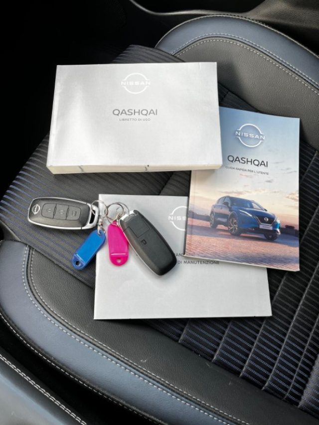 NISSAN Qashqai usata, con Fari LED