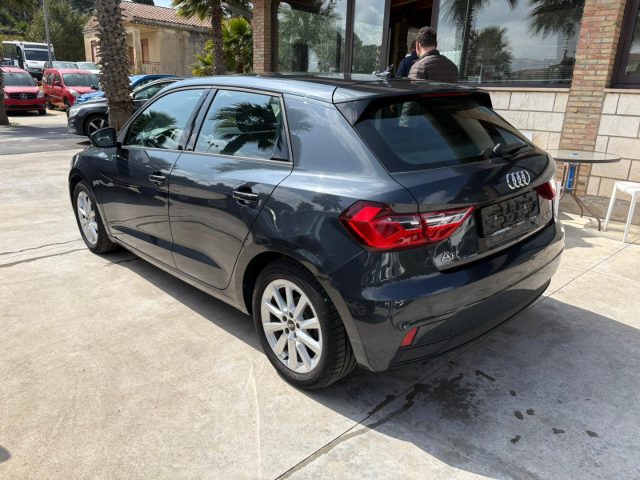AUDI A1 usata, con Autoradio