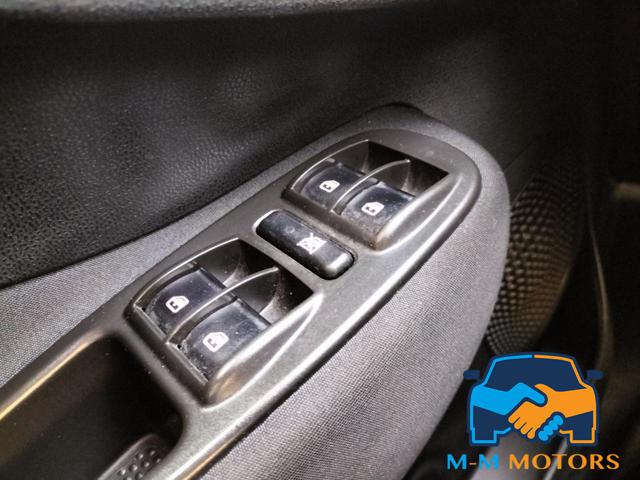 FIAT 500L usata, con USB