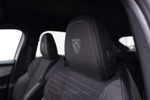PEUGEOT 3008 usata, con Fari LED