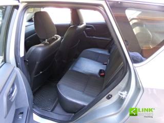 TOYOTA Auris usata, con Airbag laterali