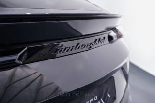 LAMBORGHINI Urus usata 34