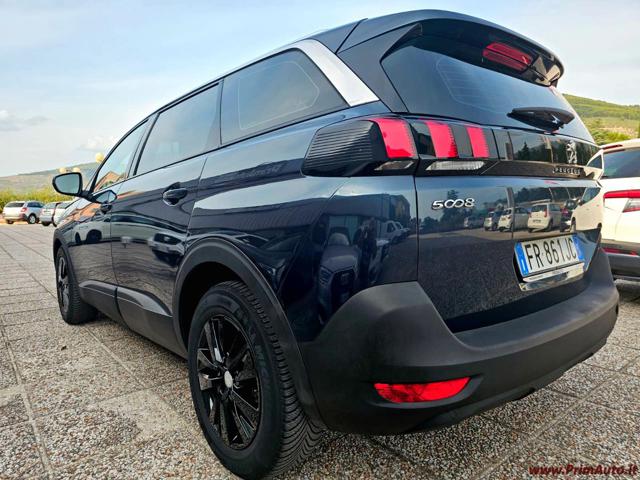 PEUGEOT 5008 usata, con Autoradio