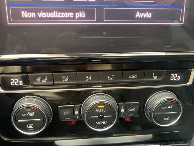 VOLKSWAGEN Golf usata, con Sedili riscaldati