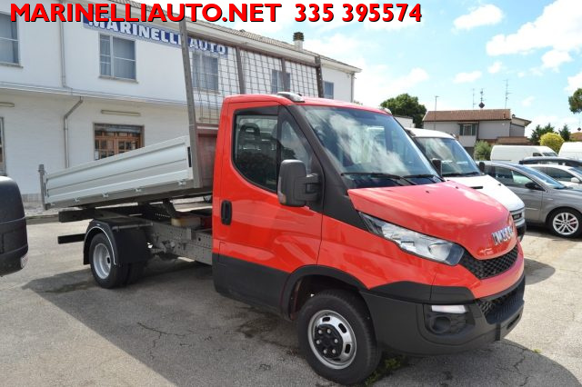 IVECO Daily usata, con Autoradio