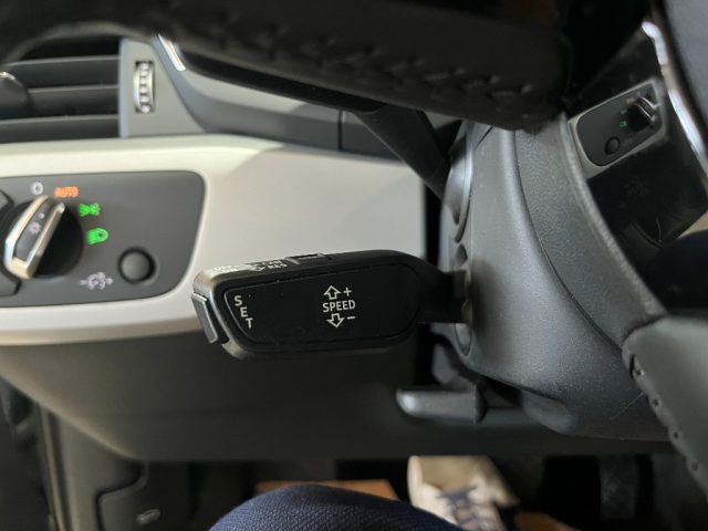 AUDI A4 usata, con Volante in pelle