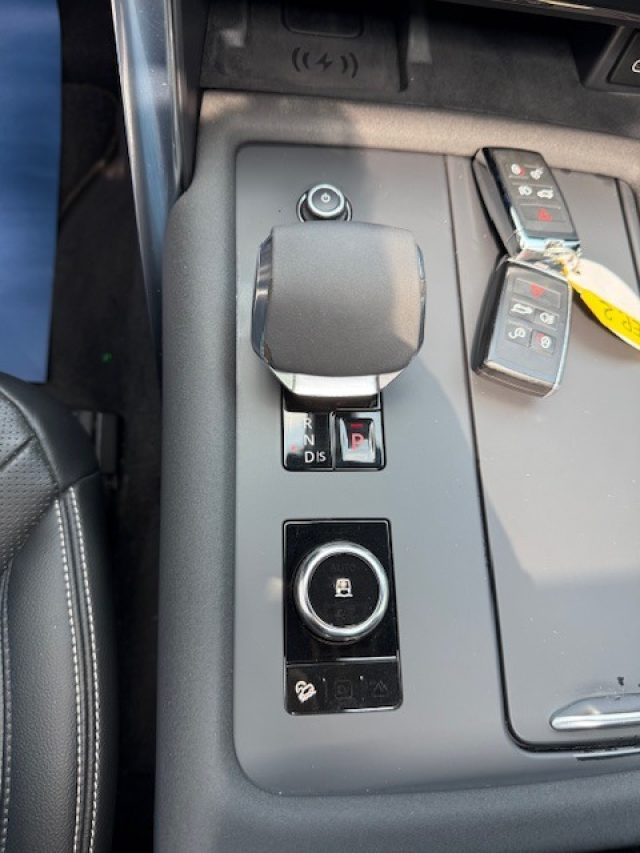 LAND ROVER Discovery usata, con Cruise Control