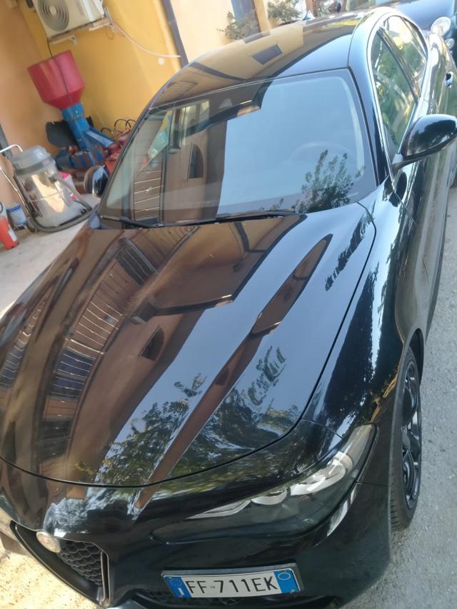 ALFA ROMEO Giulia usata, con Climatizzatore