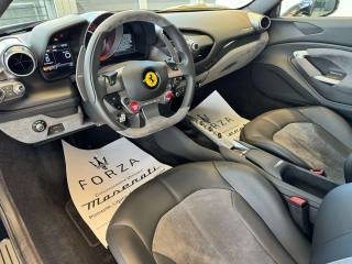 FERRARI F8 usata, con Autoradio