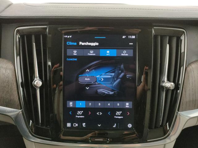 VOLVO V90 Cross Country usata, con Vetri oscurati