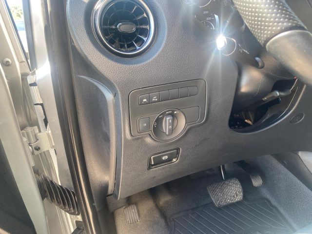MERCEDES-BENZ Vito usata 16