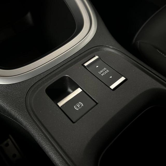 JEEP Avenger usata, con Leve al volante