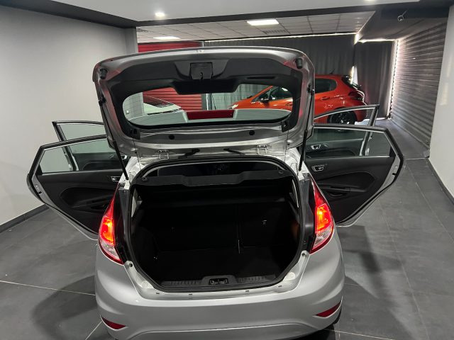 FORD Fiesta usata, con Climatizzatore