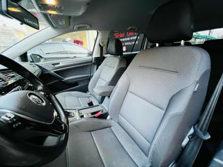 VOLKSWAGEN Golf Variant usata, con Climatizzatore