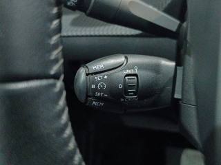 PEUGEOT 208 usata, con Sensori di parcheggio posteriori