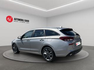 HYUNDAI i30 usata, con Airbag laterali