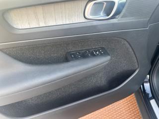 VOLVO XC40 usata, con Controllo automatico clima