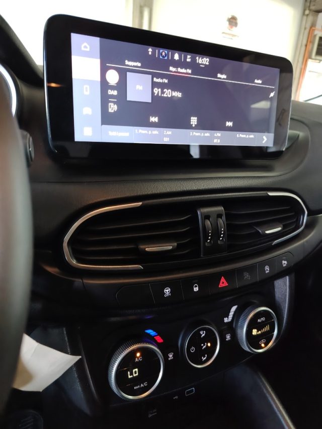 FIAT Tipo usata, con Telecamera per parcheggio assistito
