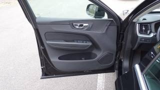 VOLVO XC60 usata, con Freno di stazionamento elettrico