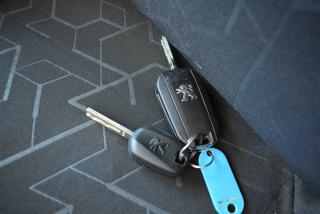 PEUGEOT 2008 usata 20