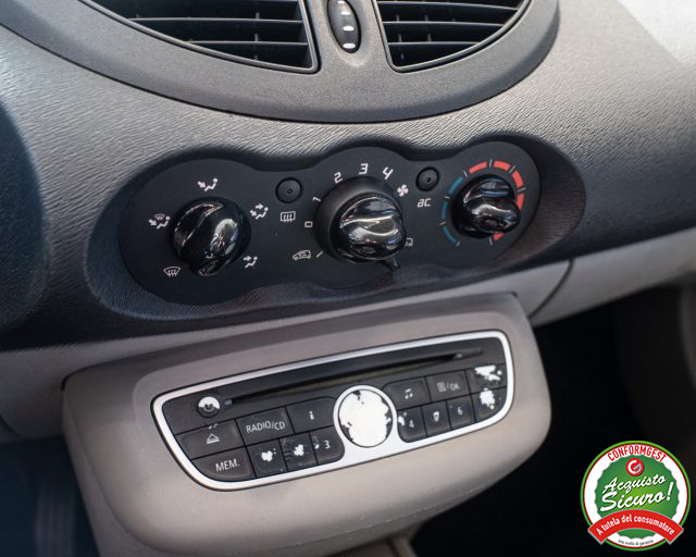 RENAULT Twingo usata, con Cruise Control