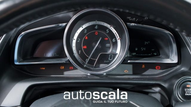MAZDA CX-3 usata, con Fendinebbia