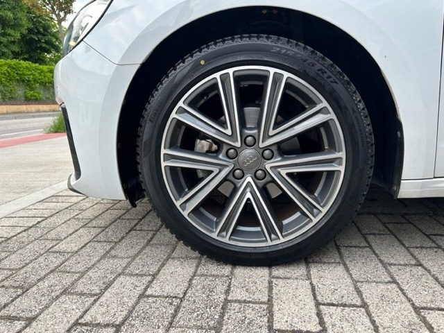 AUDI A1 usata 8