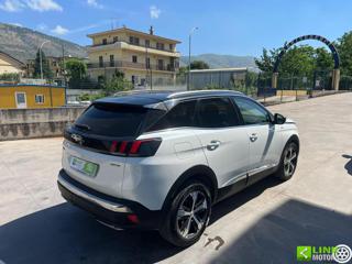 PEUGEOT 3008 usata, con Chiusura centralizzata
