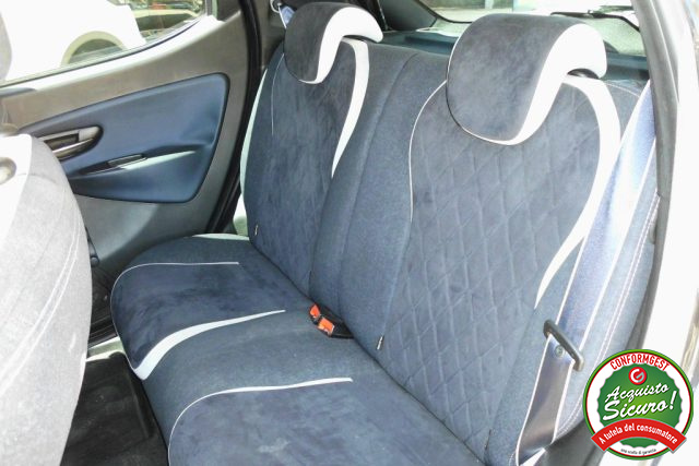 LANCIA Ypsilon usata, con Fendinebbia