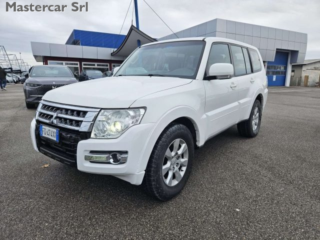 MITSUBISHI Pajero usata, con Airbag Passeggero