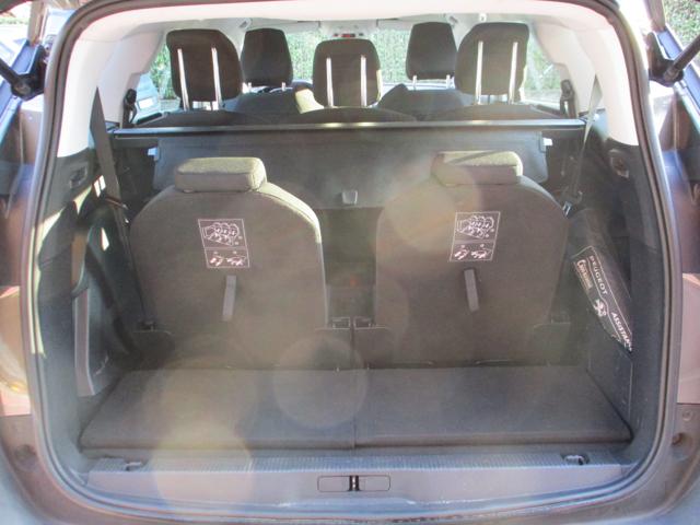 PEUGEOT 5008 usata, con Servosterzo