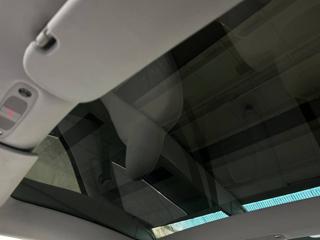 TESLA Model 3 usata, con USB