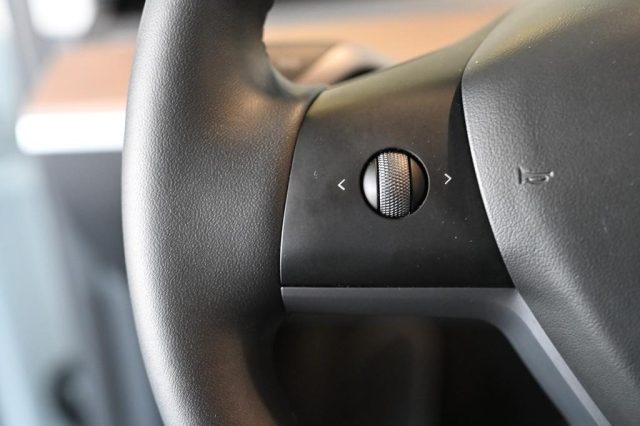 TESLA Model Y usata, con Regolazione elettrica sedili