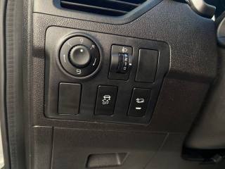 MAHINDRA KUV100 usata, con Fendinebbia