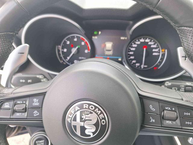 ALFA ROMEO Stelvio usata, con Specchietti laterali elettrici