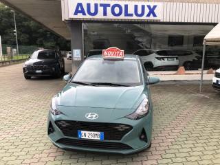 HYUNDAI i10 usata, con Airbag