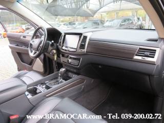 SSANGYONG REXTON usata, con Sedile posteriore sdoppiato