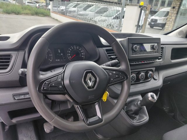 RENAULT Trafic usata, con USB